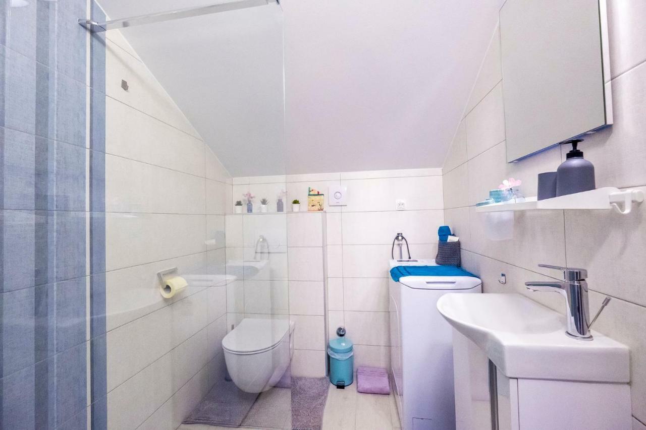 Le Petit Apartment Čilipi Екстериор снимка