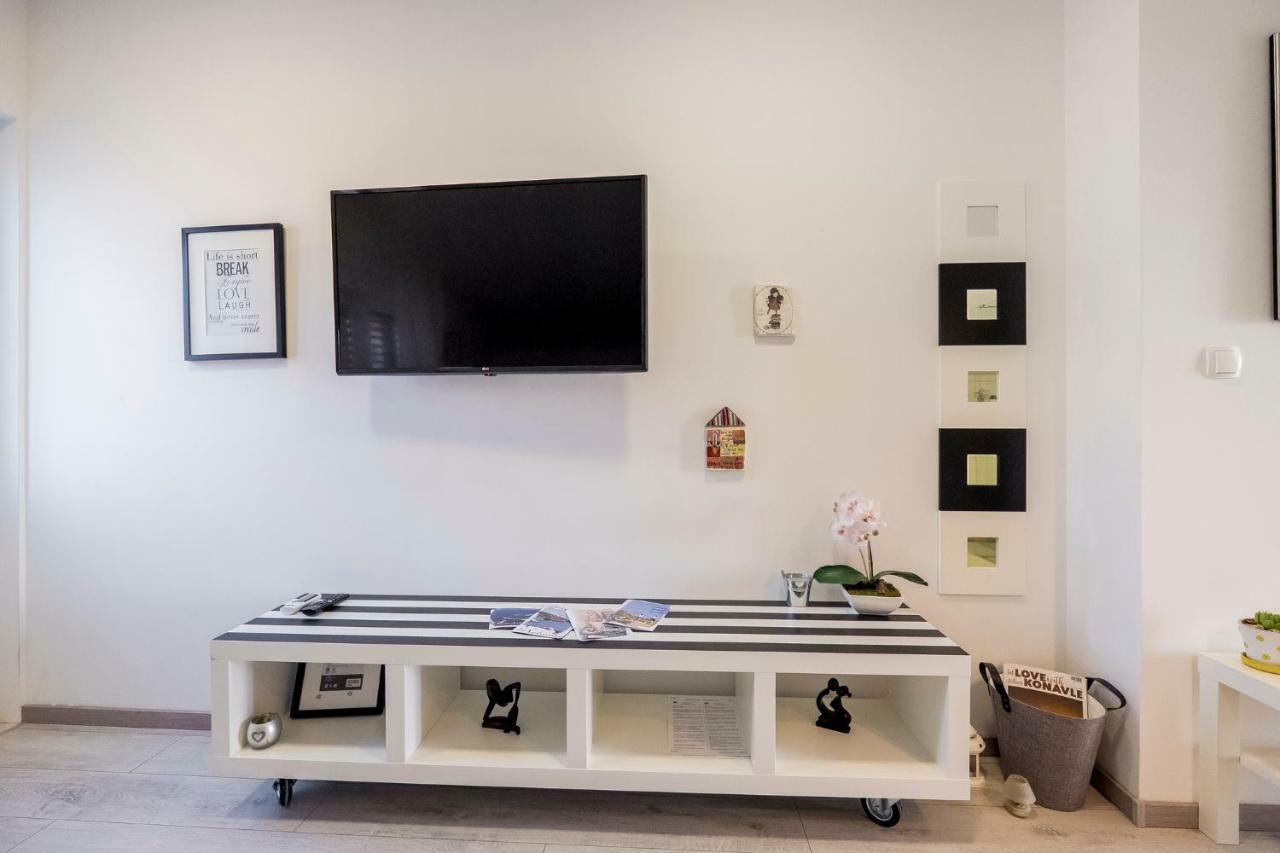 Le Petit Apartment Čilipi Екстериор снимка