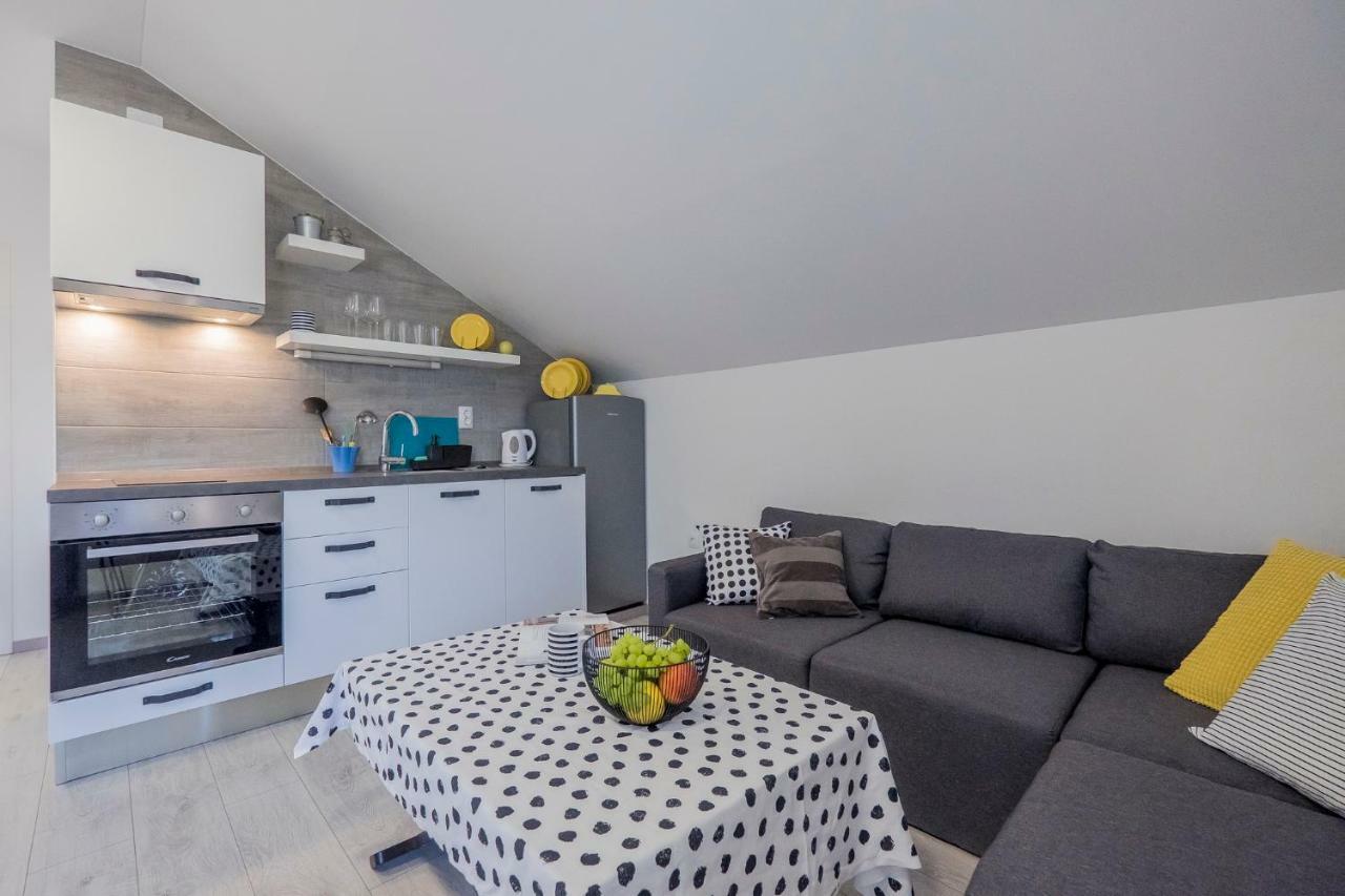 Le Petit Apartment Čilipi Екстериор снимка